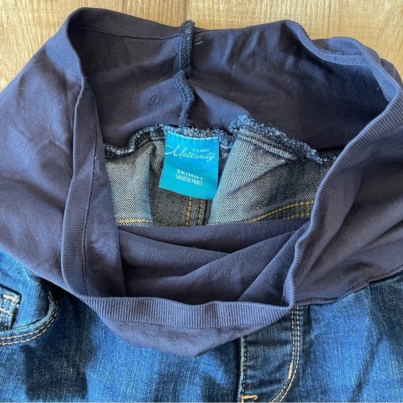 Old Navy maternity full smooth panel skinny jeans. Size 10 - Picture 5 of 5